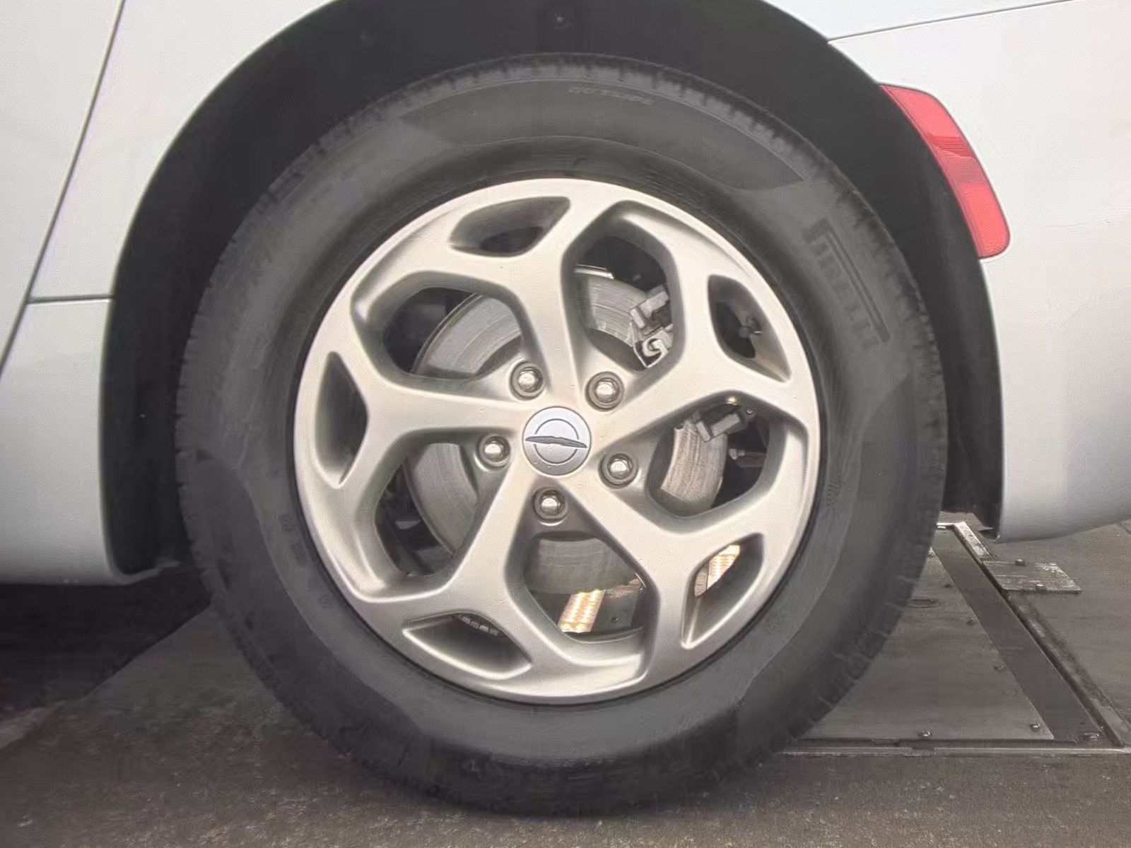 2024 Chrysler Pacifica Limited FWD