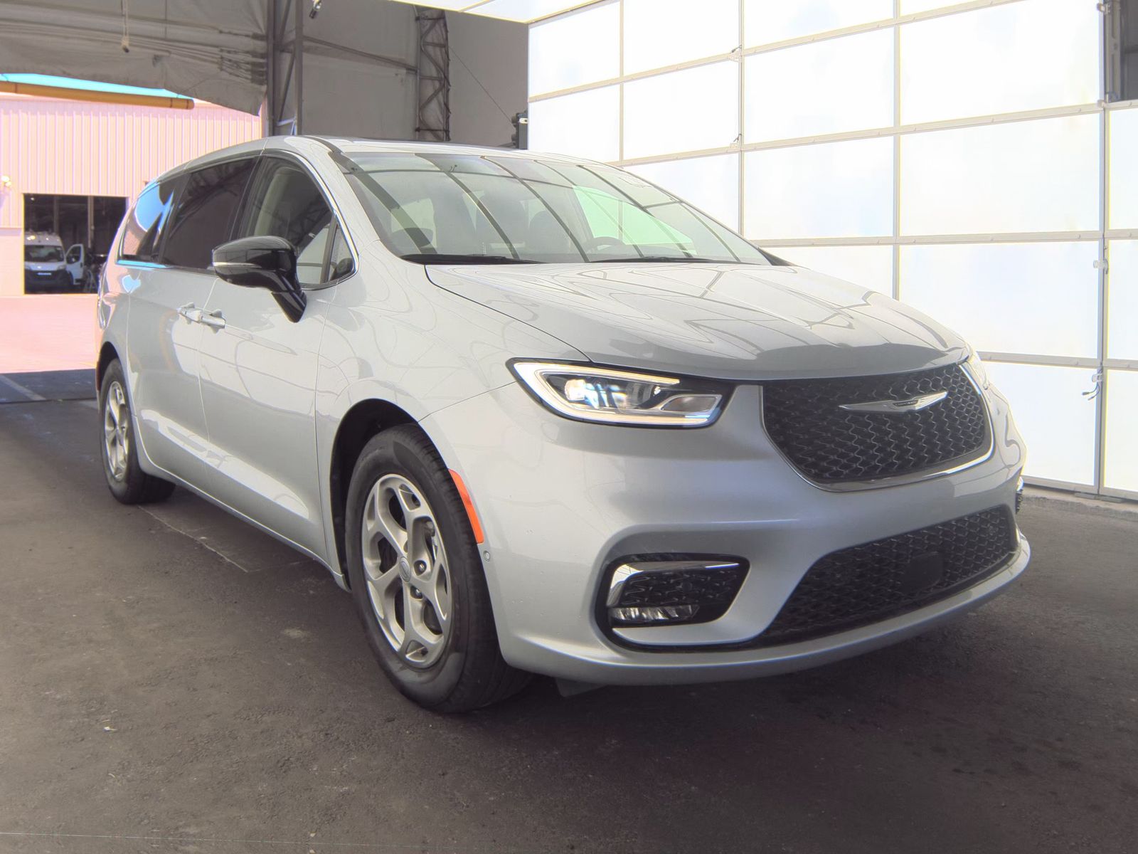 2024 Chrysler Pacifica Limited FWD