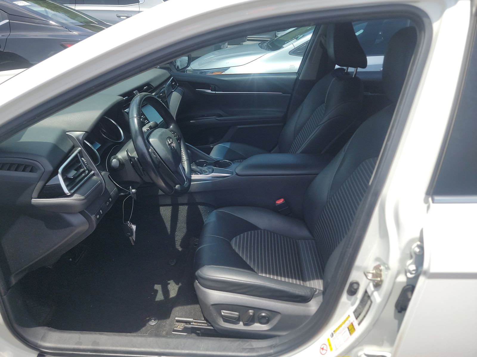 2018 Toyota Camry SE FWD