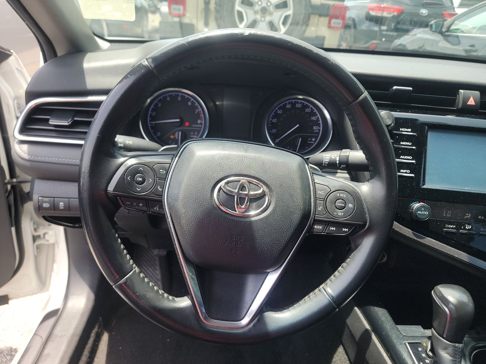 2018 Toyota Camry SE FWD