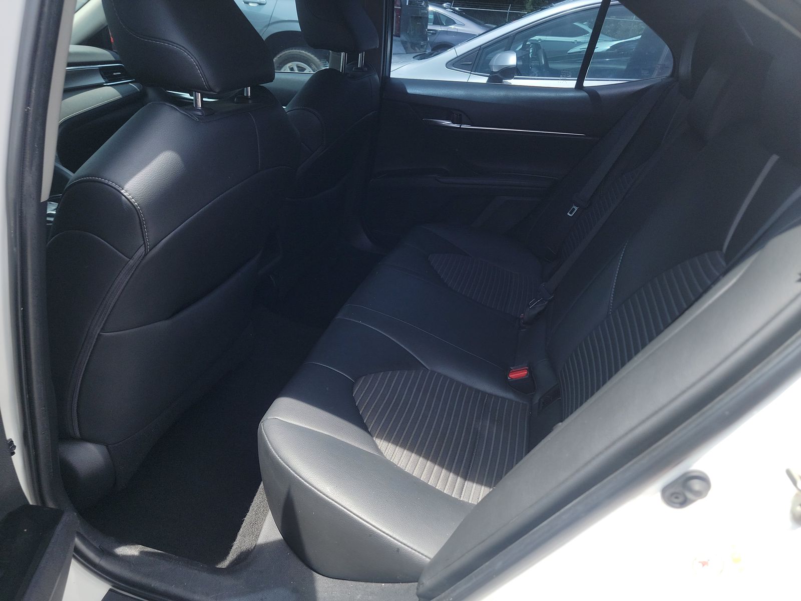 2018 Toyota Camry SE FWD