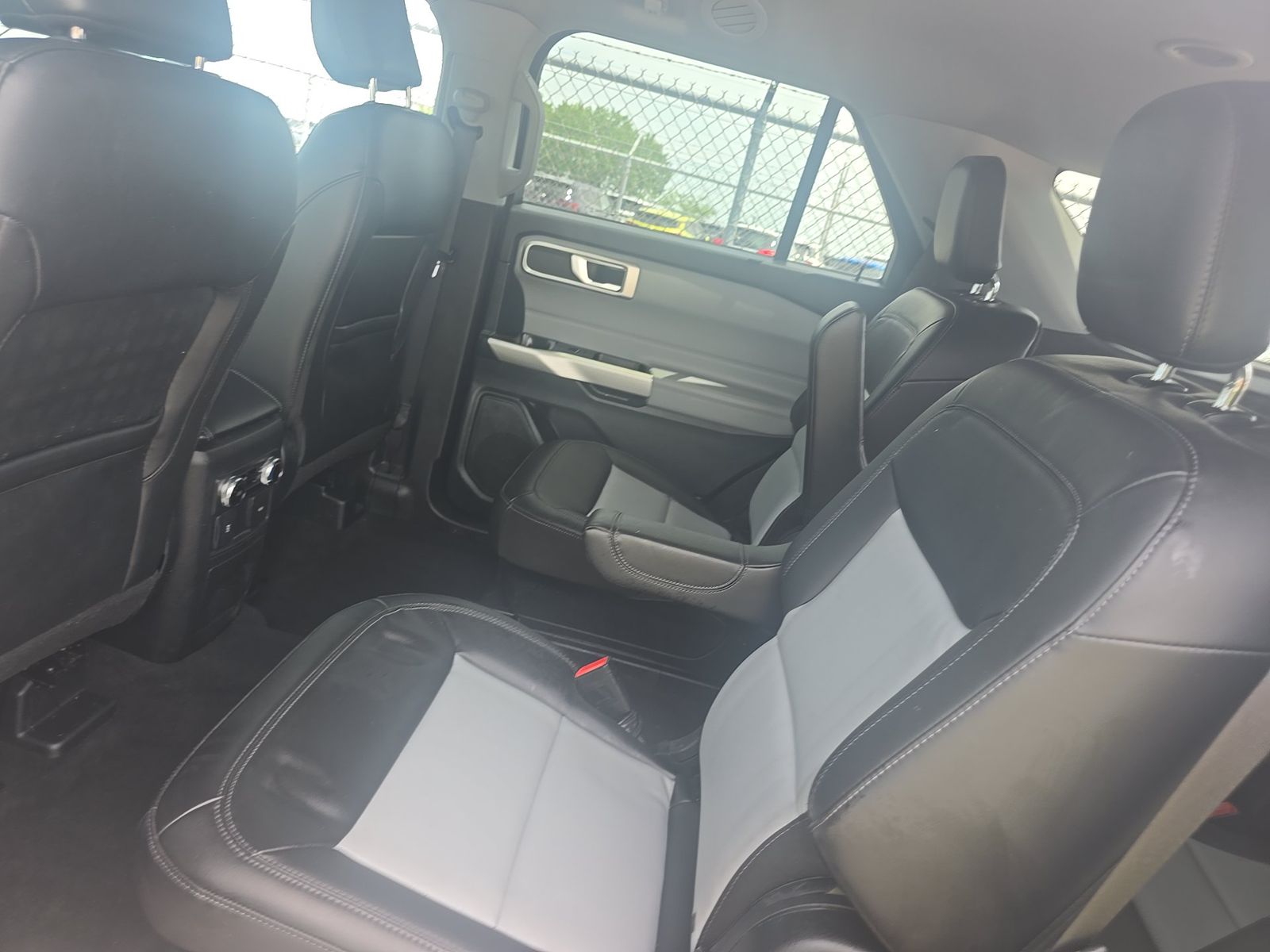 2023 Ford Explorer XLT AWD