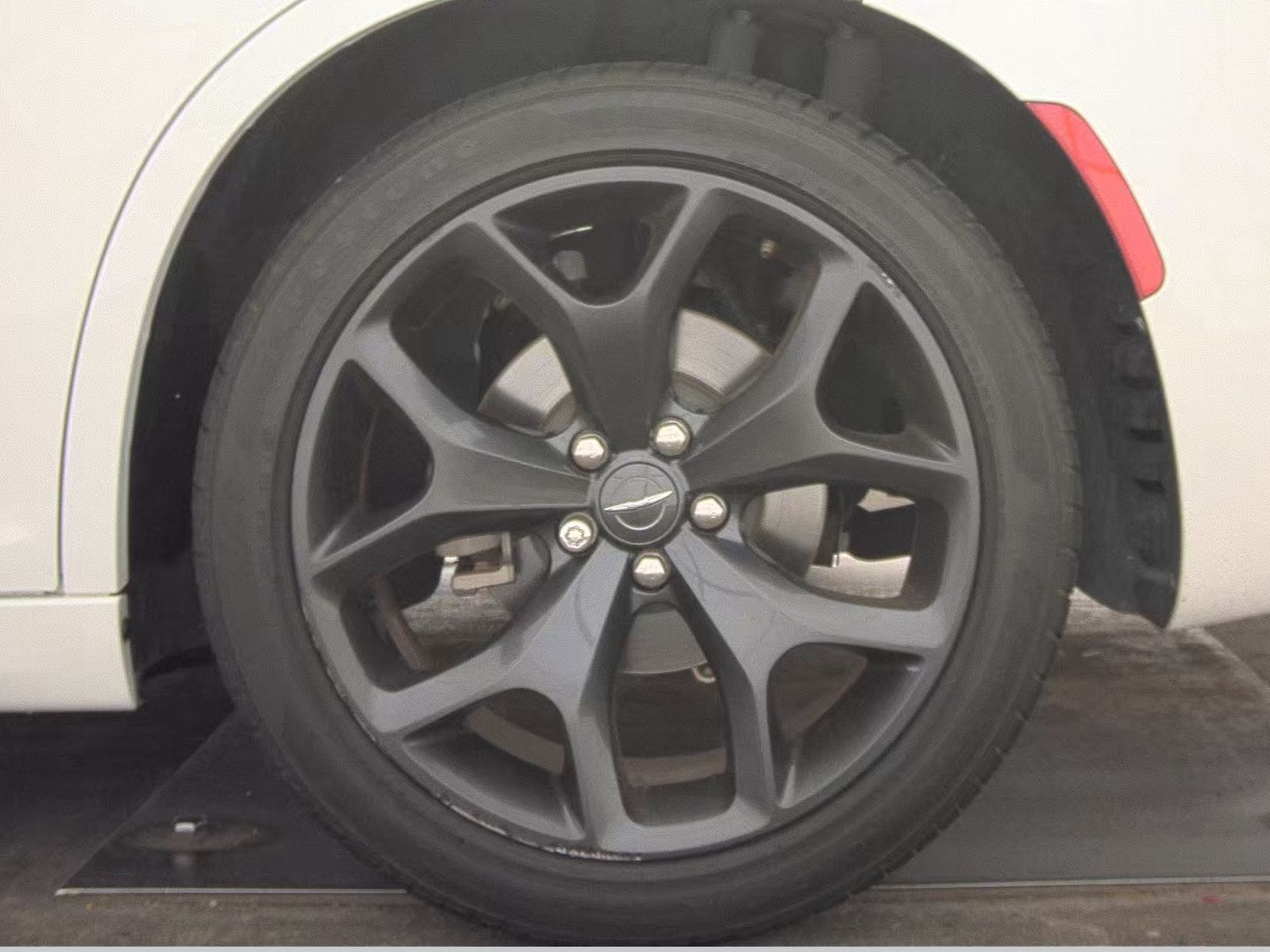 2021 Chrysler 300 Touring L RWD