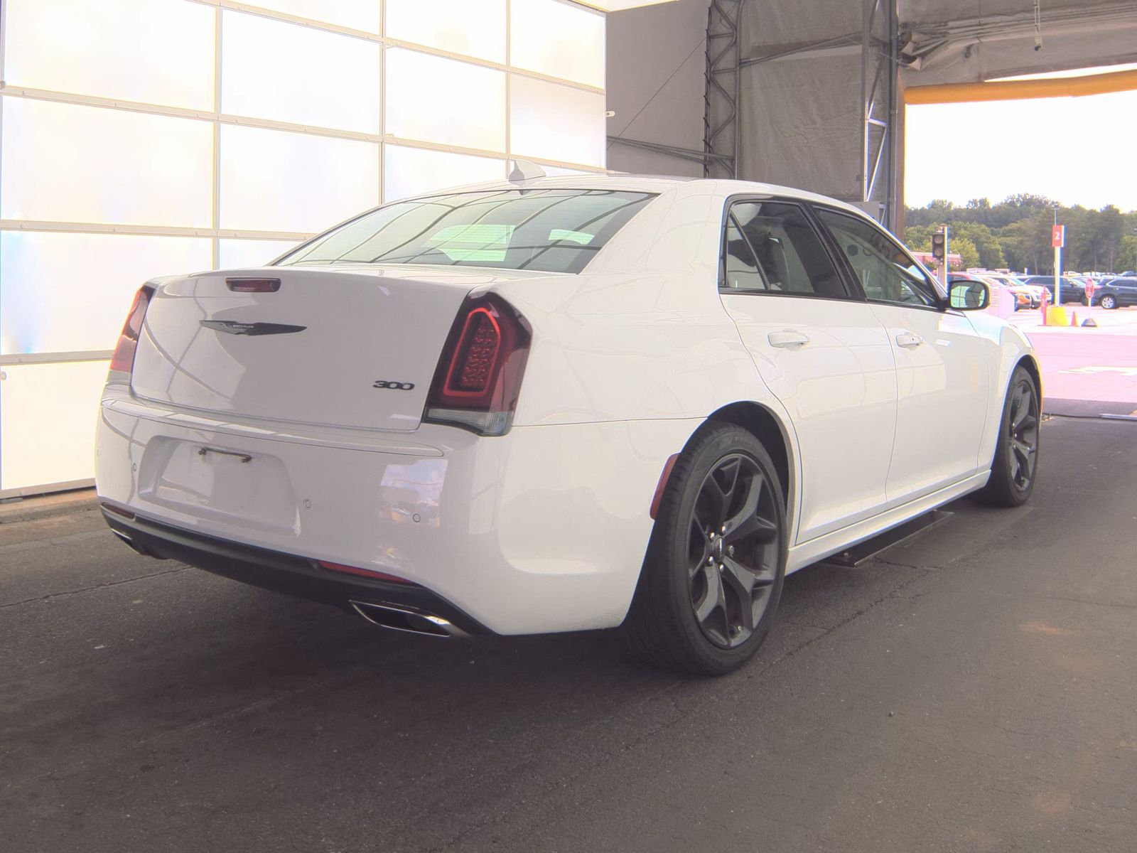 2021 Chrysler 300 Touring L RWD