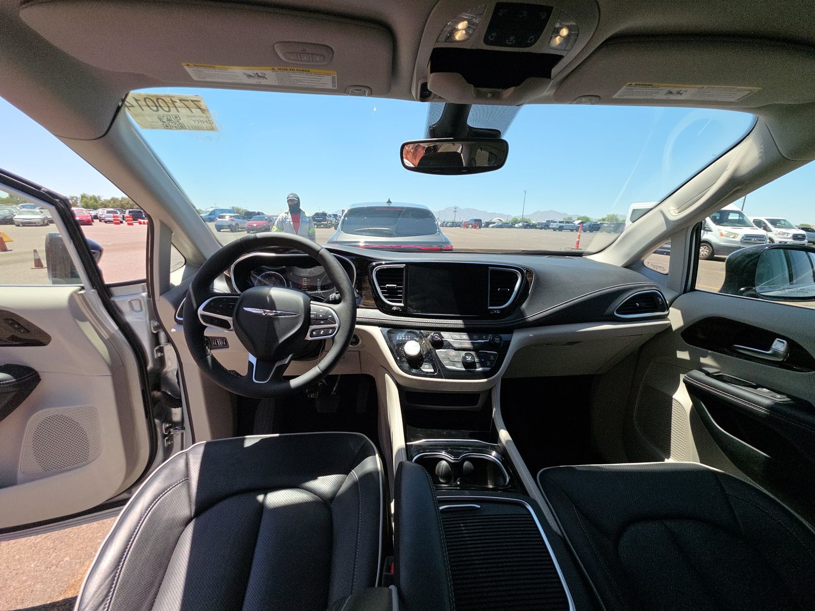 2024 Chrysler Pacifica Limited FWD