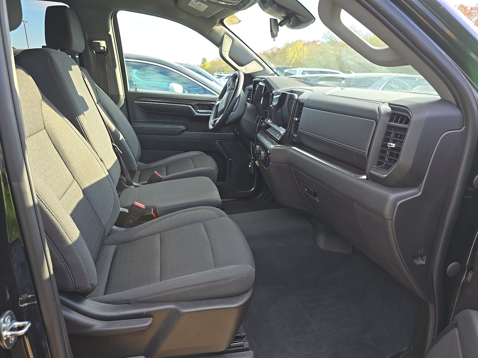 2023 Chevrolet Silverado 1500 LT AWD