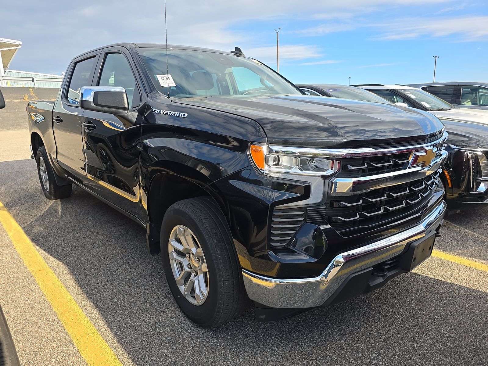 2023 Chevrolet Silverado 1500 LT AWD