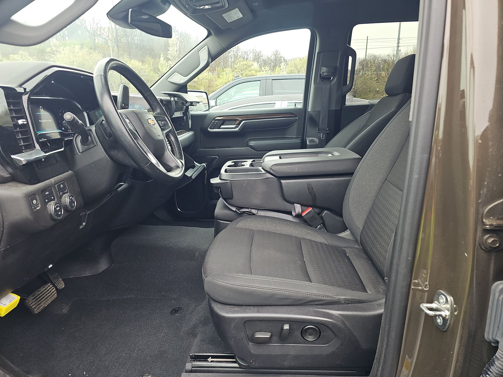 2024 Chevrolet Silverado 1500 LT AWD