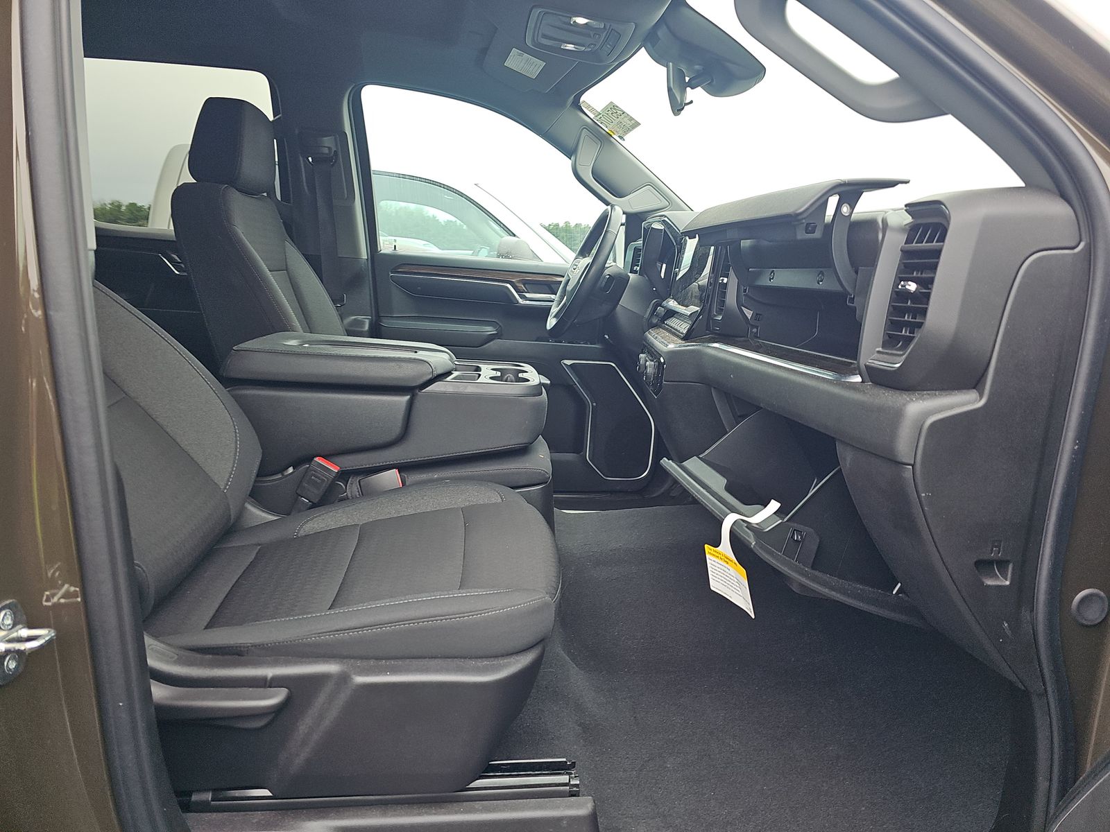 2024 Chevrolet Silverado 1500 LT AWD