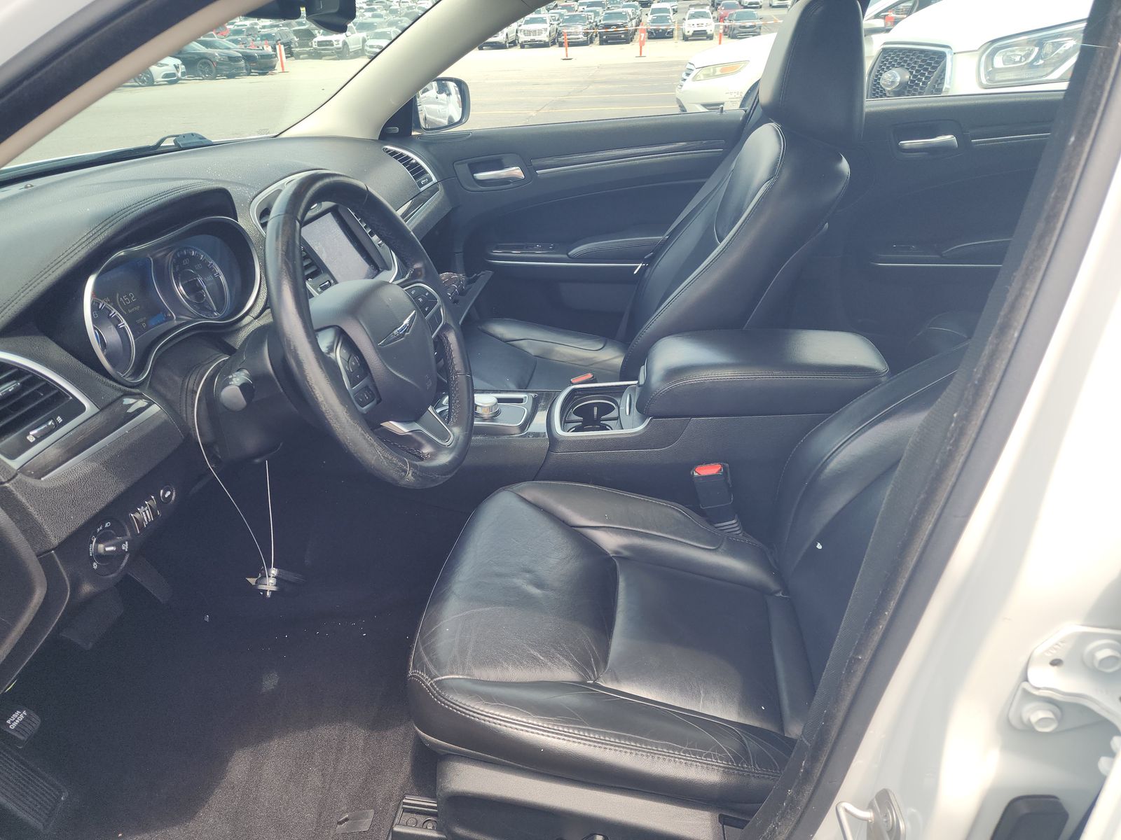 2021 Chrysler 300 Touring L RWD