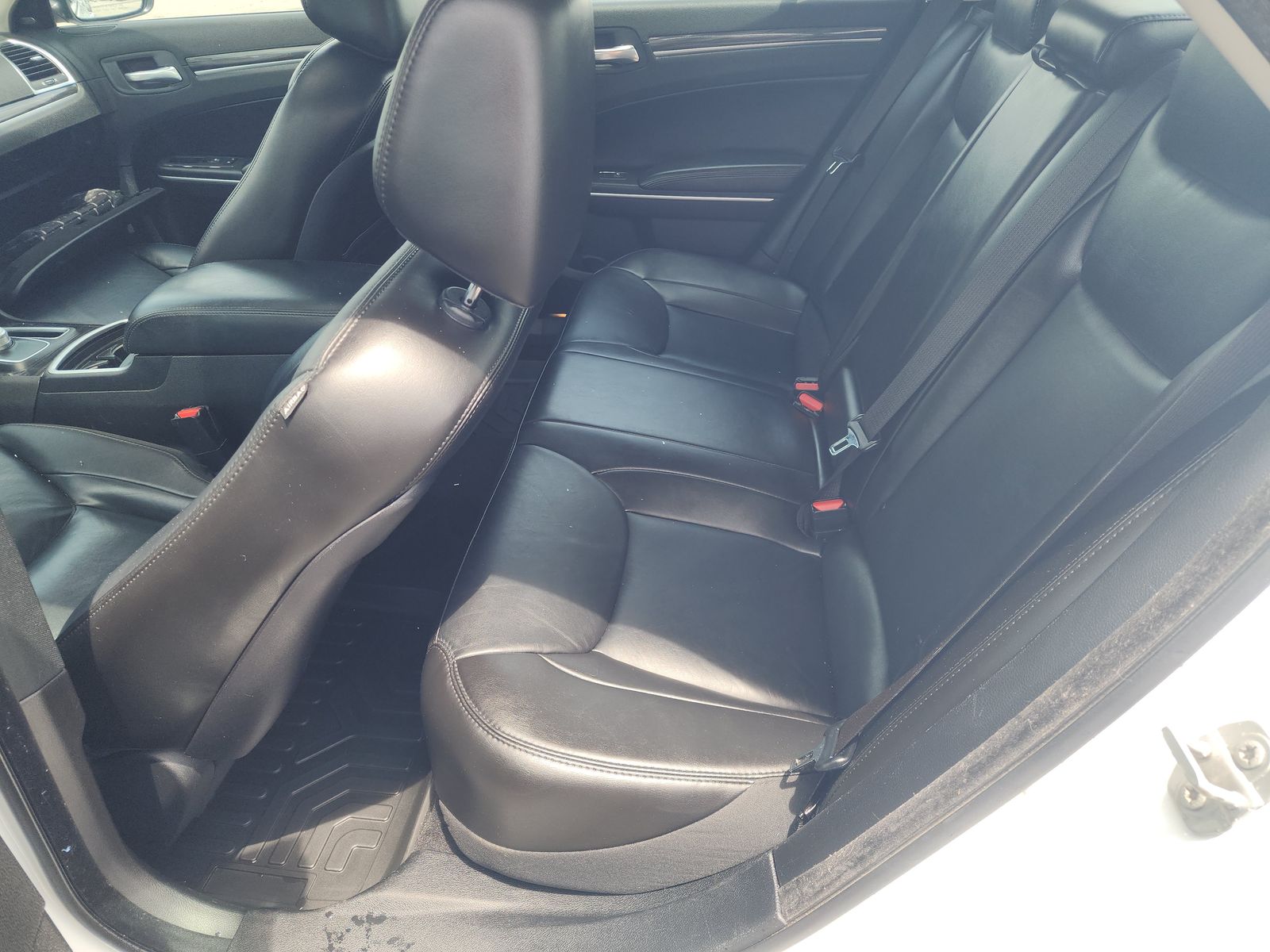 2021 Chrysler 300 Touring L RWD