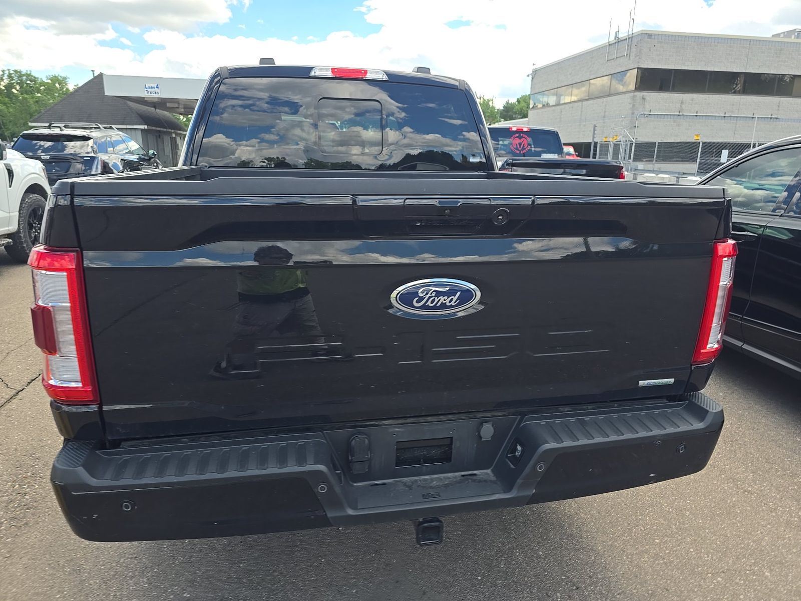 2023 Ford F-150 Lariat AWD