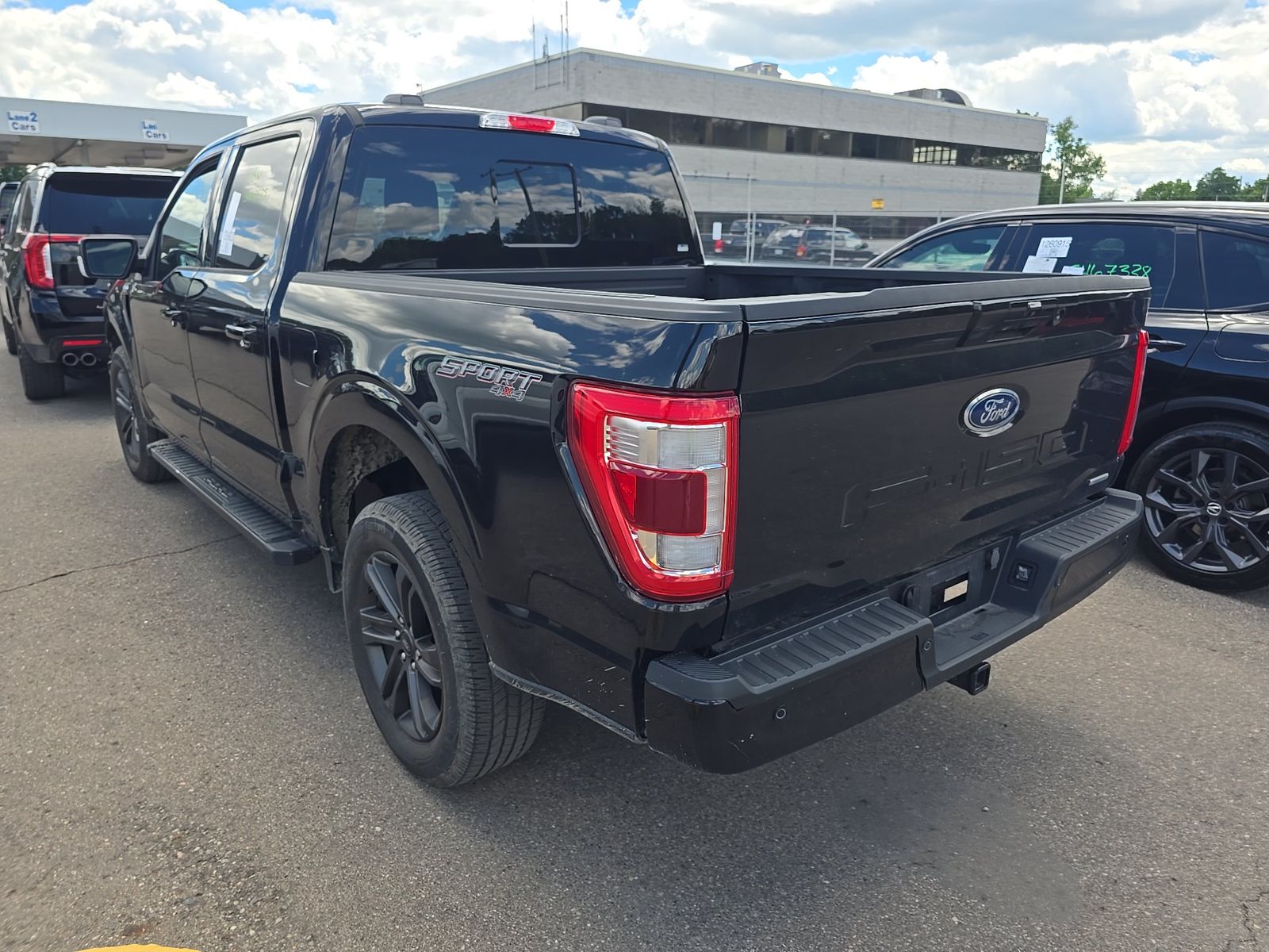 2023 Ford F-150 Lariat AWD