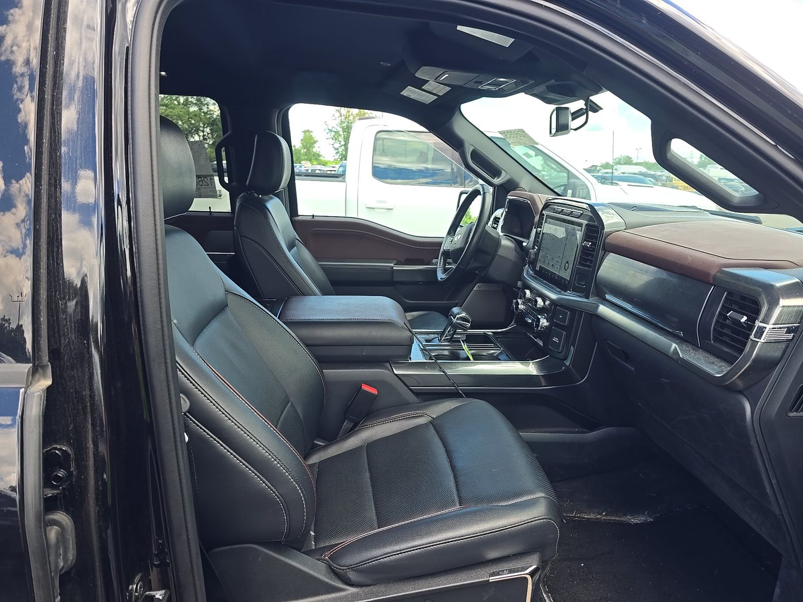 2023 Ford F-150 Lariat AWD