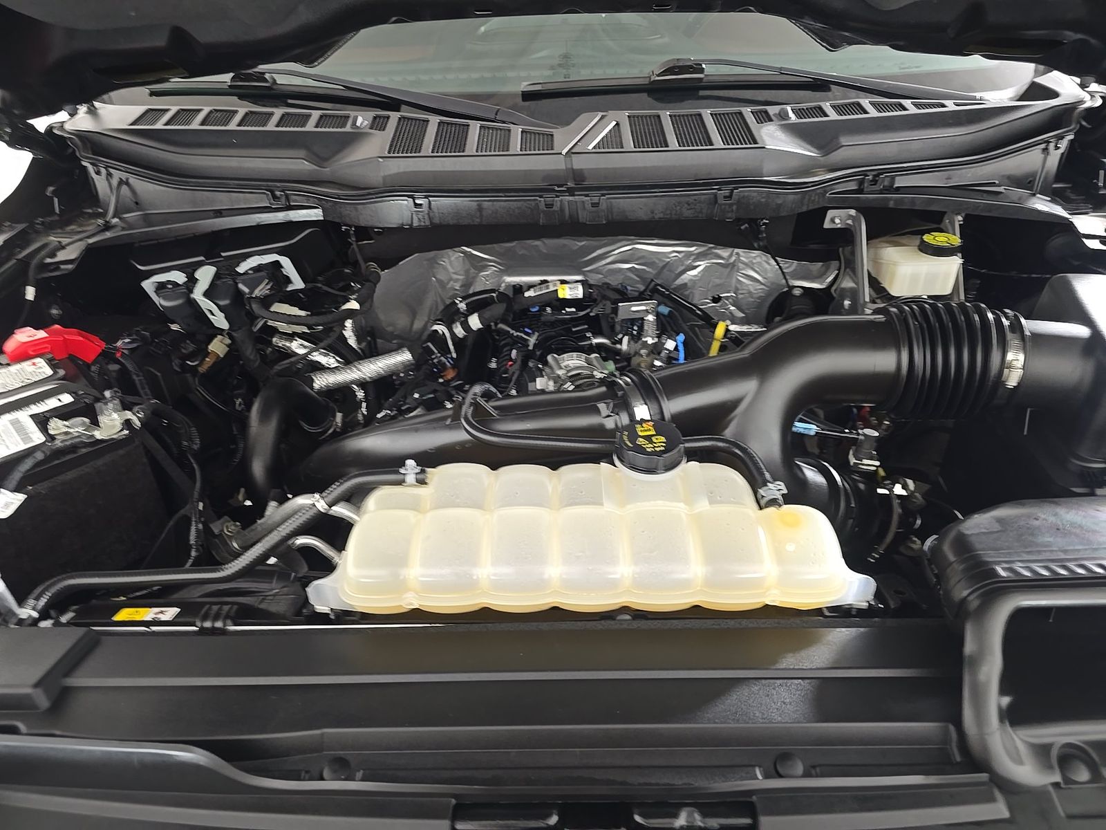 2023 Ford F-150 Lariat AWD