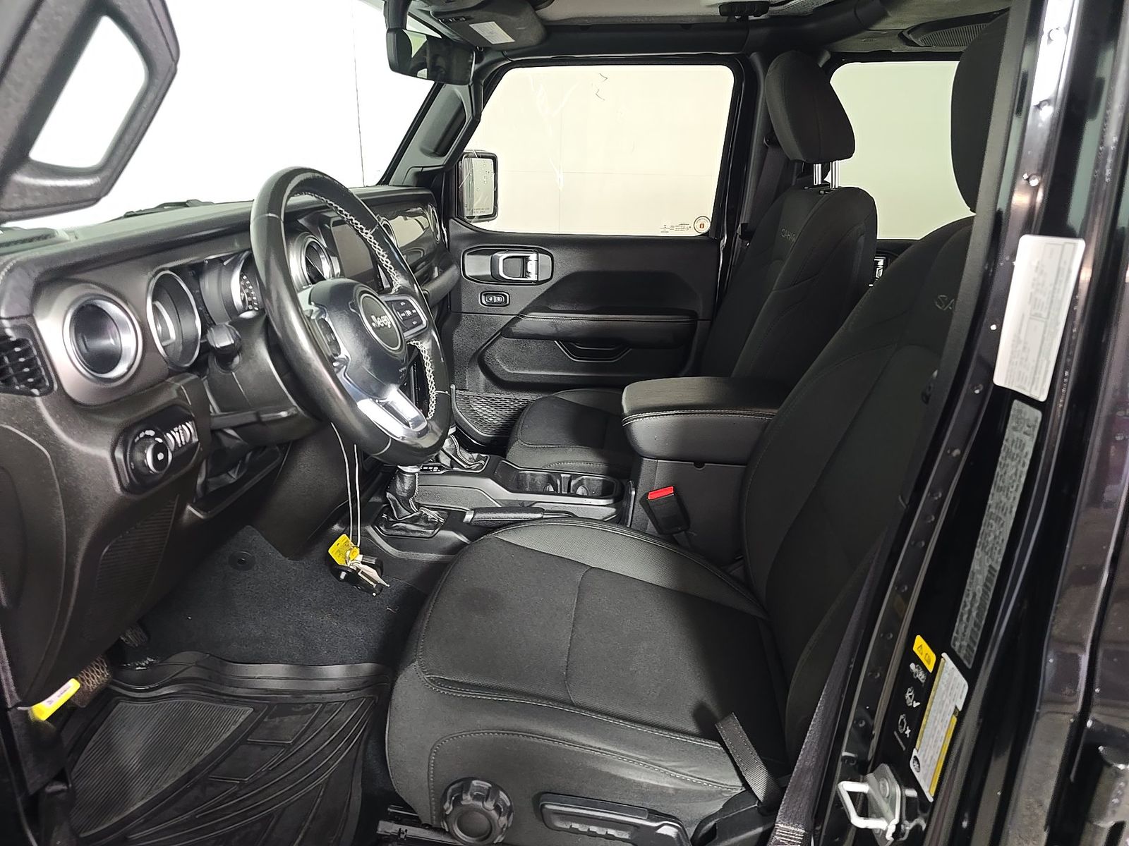 2022 Jeep Wrangler Unlimited Sahara AWD