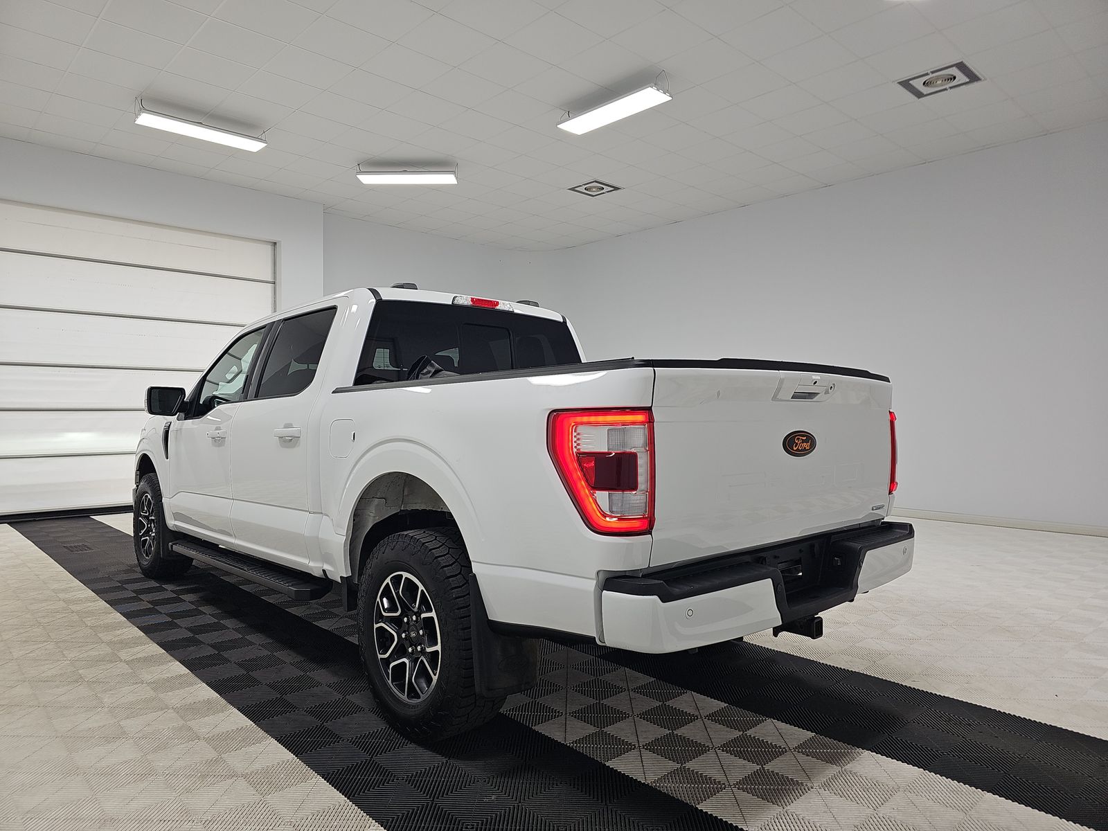 2023 Ford F-150 Lariat AWD