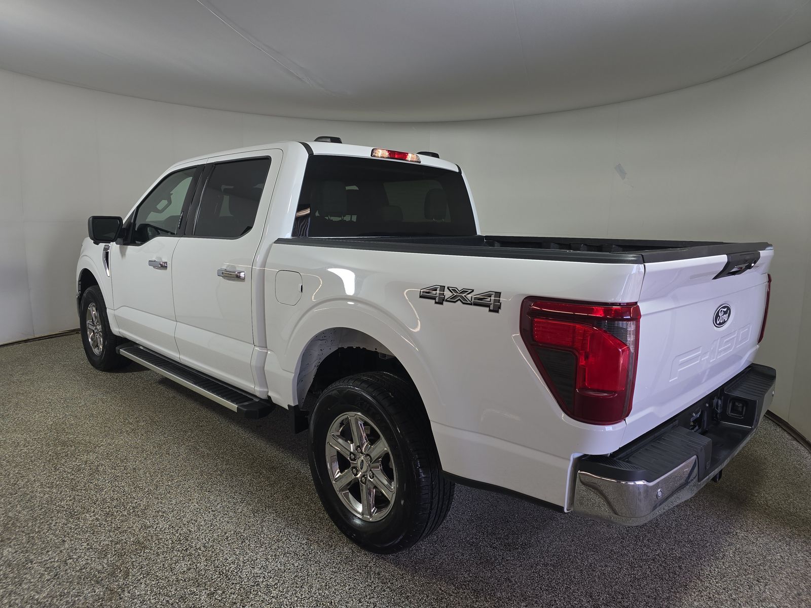 2024 Ford F-150 XLT AWD