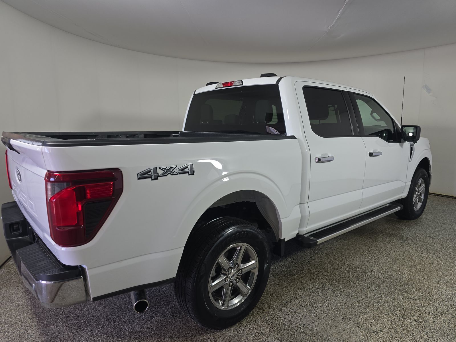 2024 Ford F-150 XLT AWD