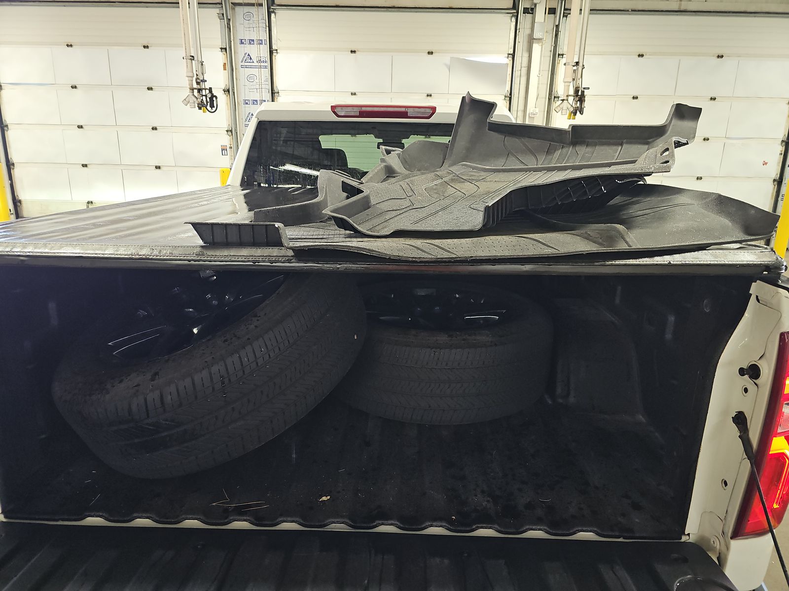 2024 Chevrolet Silverado 1500 RST AWD