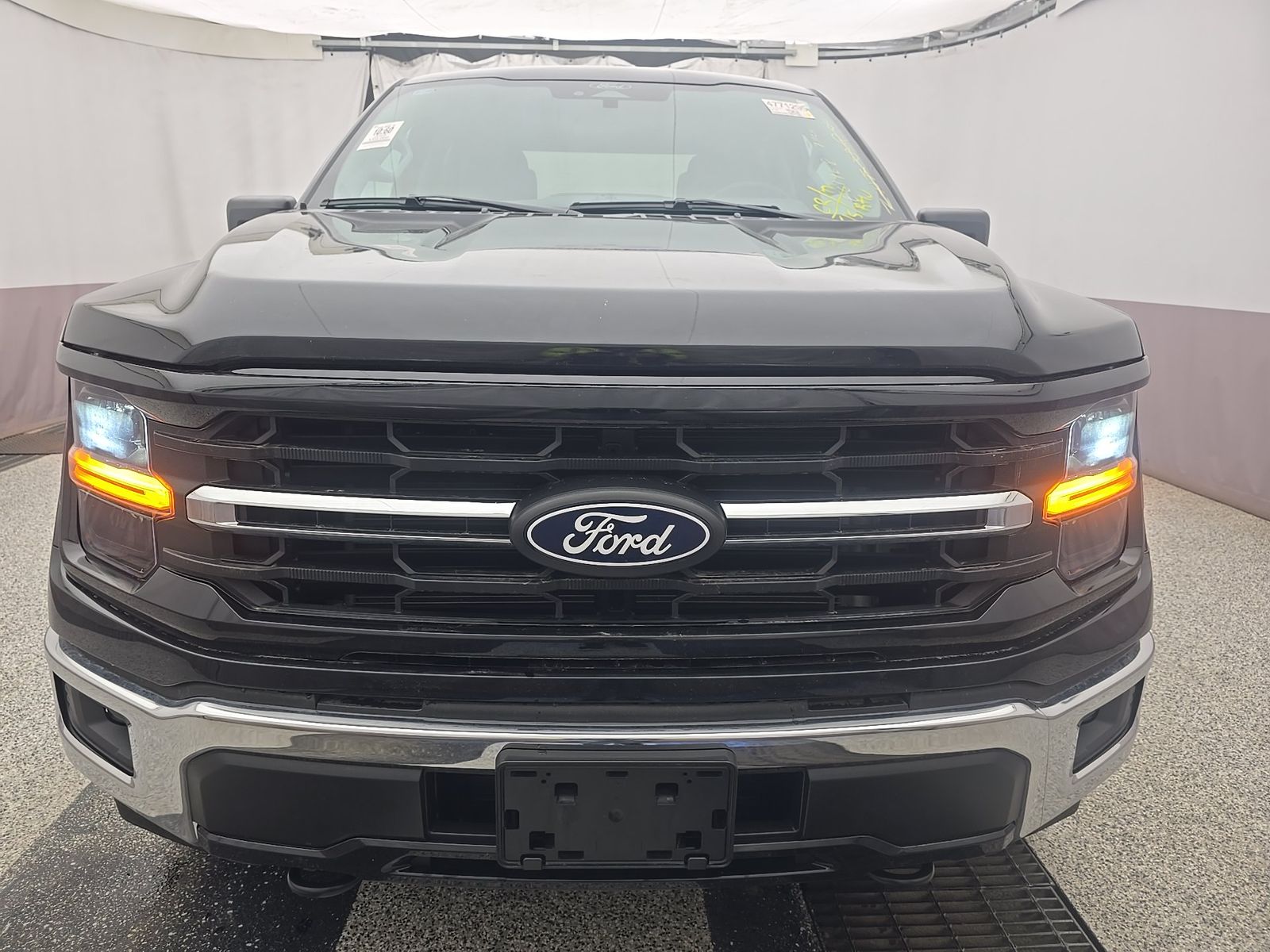 2025 Ford F-150 XLT AWD