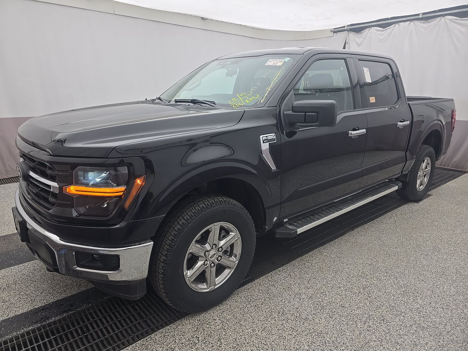 2025 Ford F-150 XLT AWD