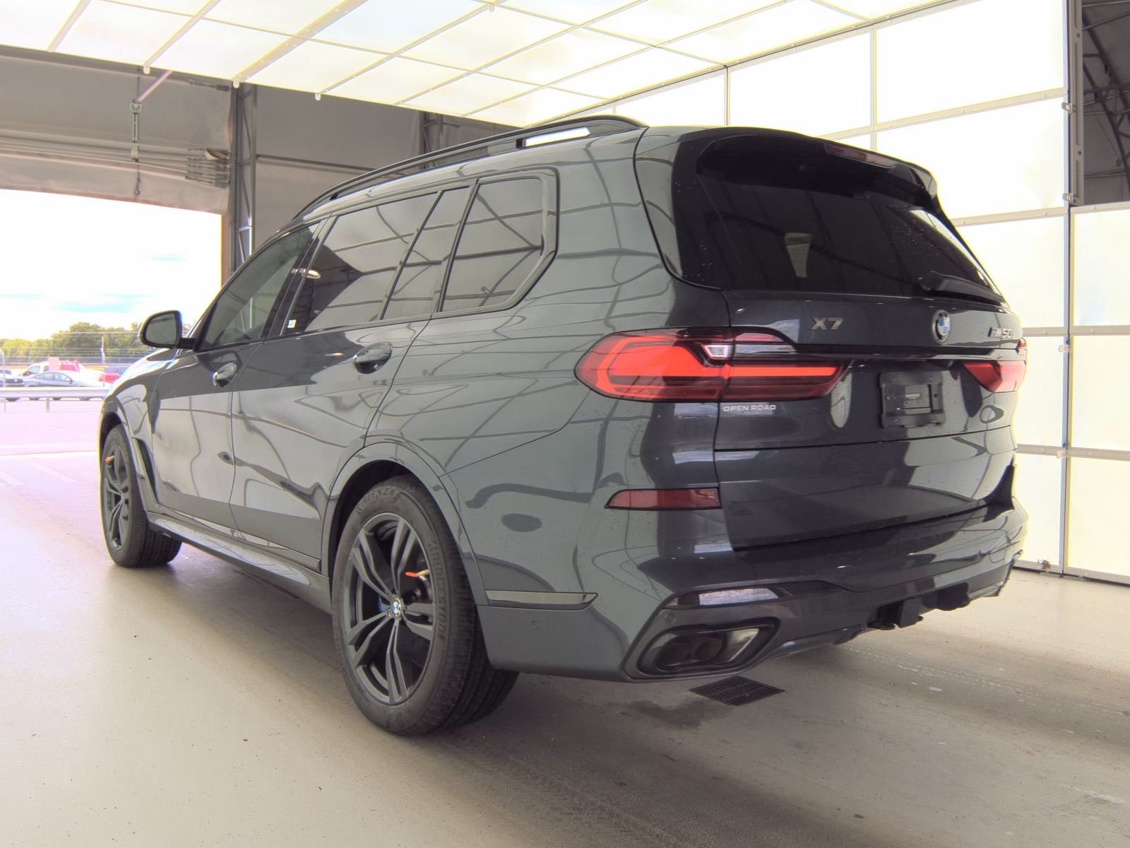 2021 BMW X7 M50i AWD