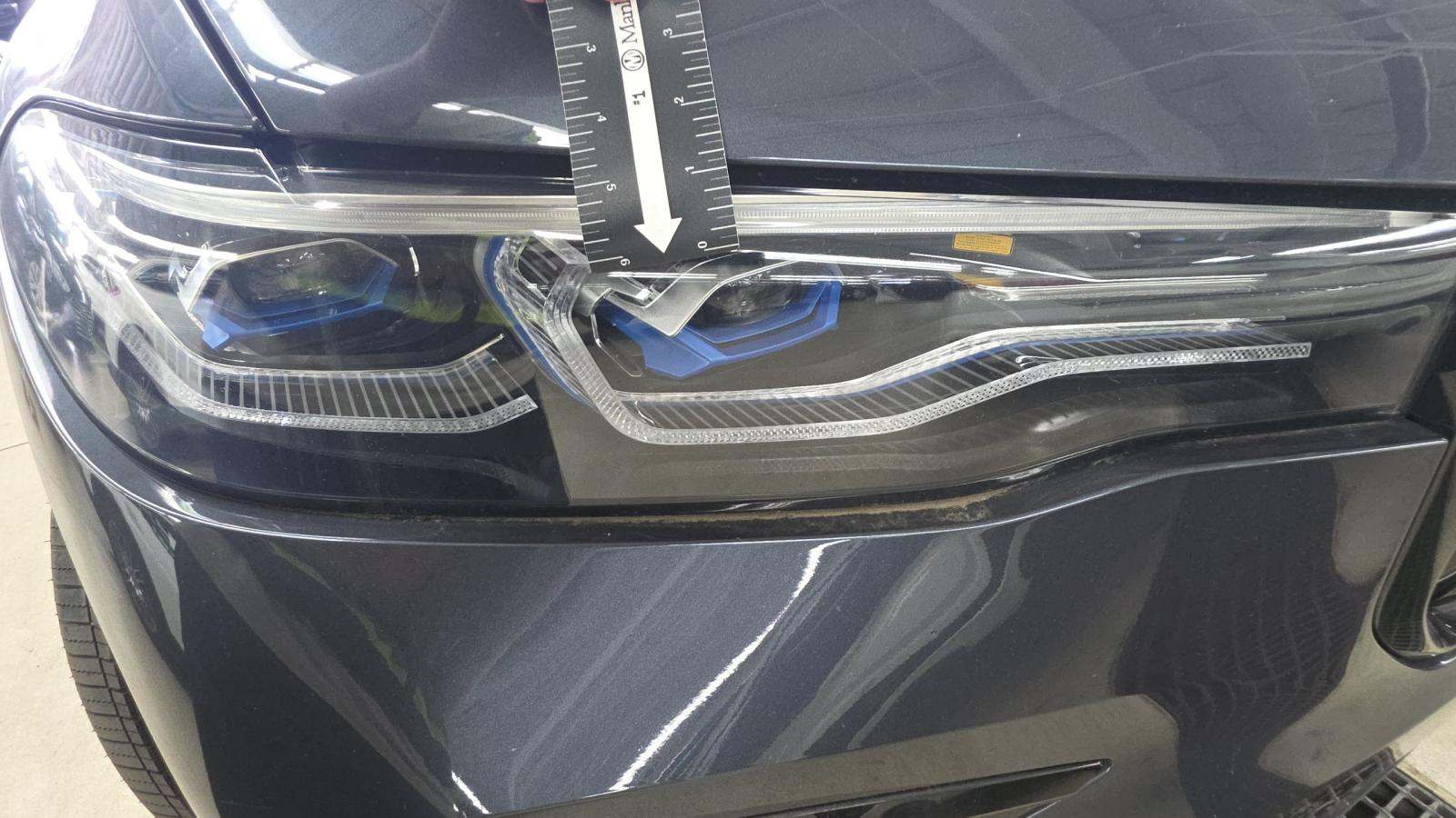 2021 BMW X7 M50i AWD