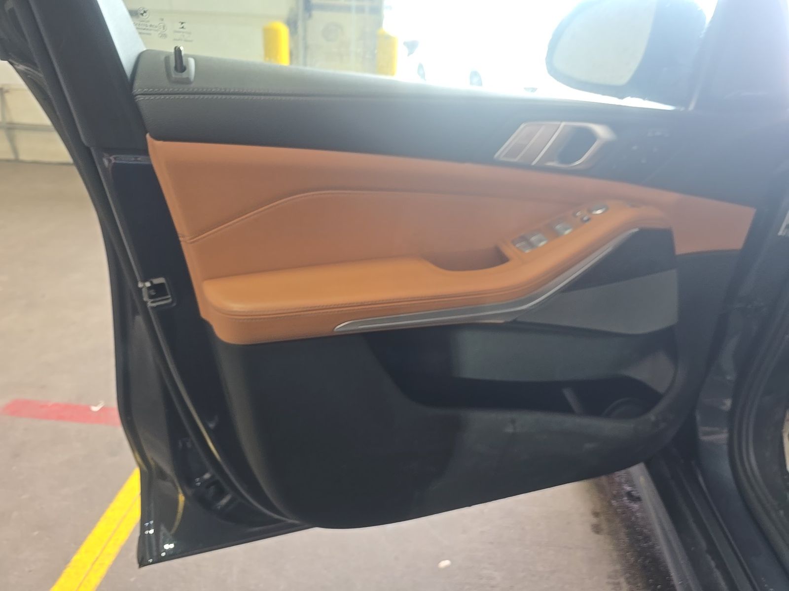 2021 BMW X7 M50i AWD