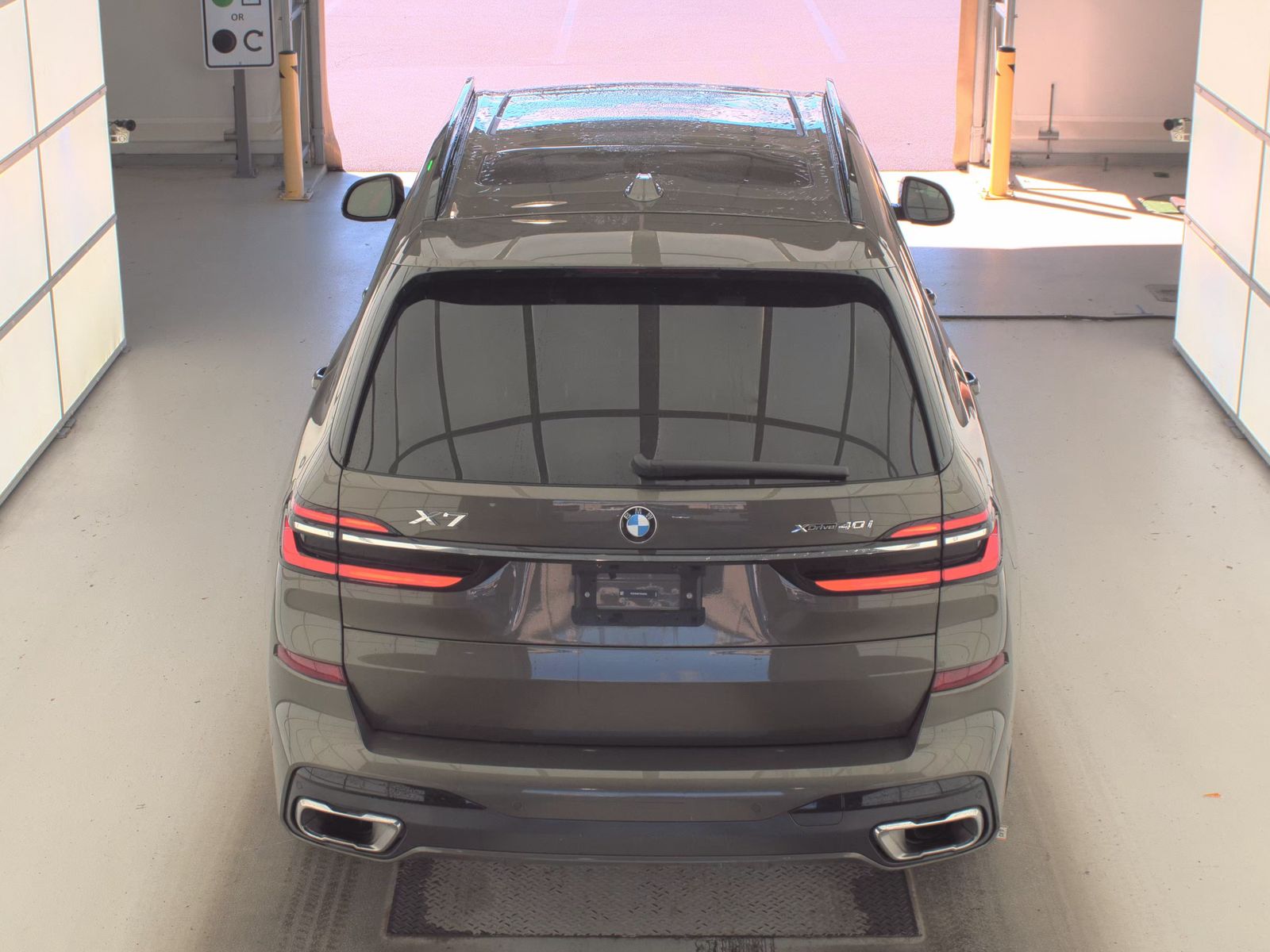 2026 BMW X7 xDrive40i AWD