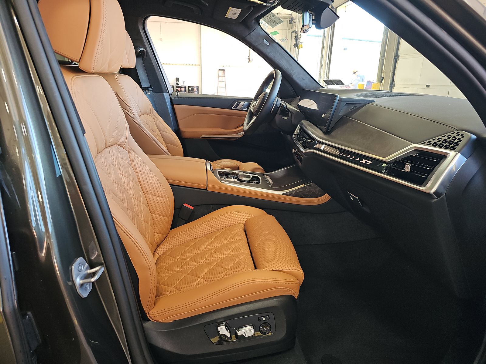 2026 BMW X7 xDrive40i AWD