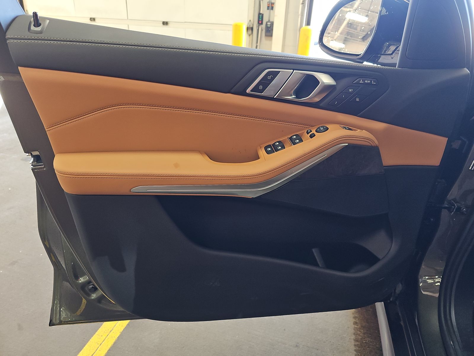 2026 BMW X7 xDrive40i AWD