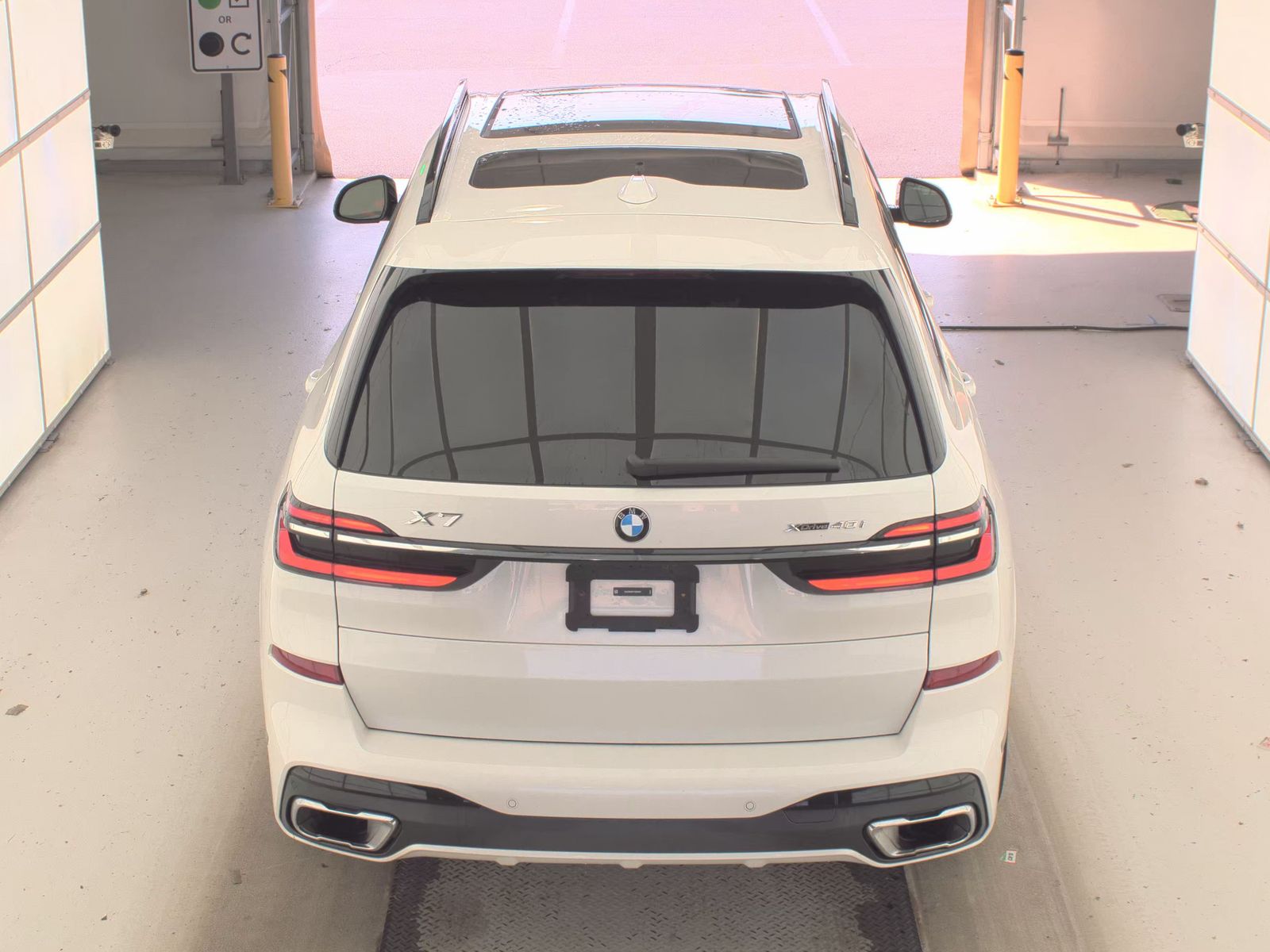 2026 BMW X7 xDrive40i AWD