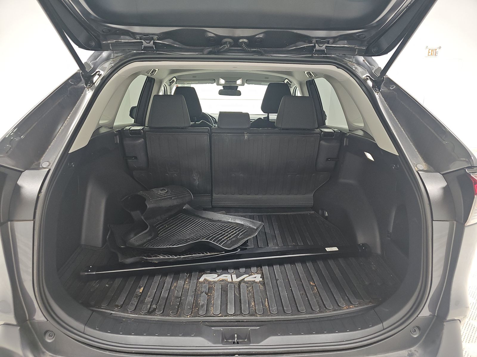 2025 Toyota RAV4 LE AWD