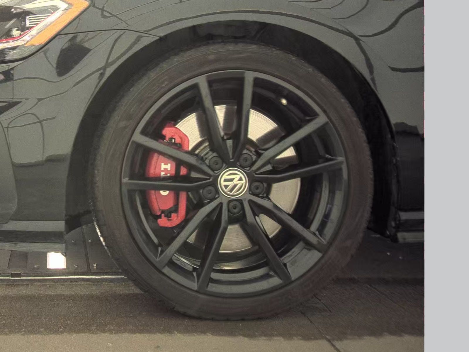 2021 Volkswagen Golf GTI 2.0T SE FWD