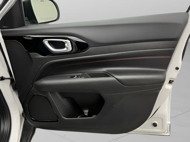 2025 Jeep Compass Trailhawk AWD
