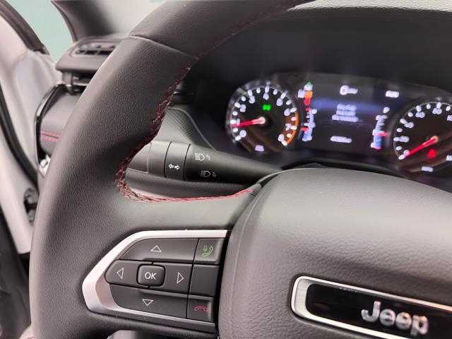 2025 Jeep Compass Trailhawk AWD