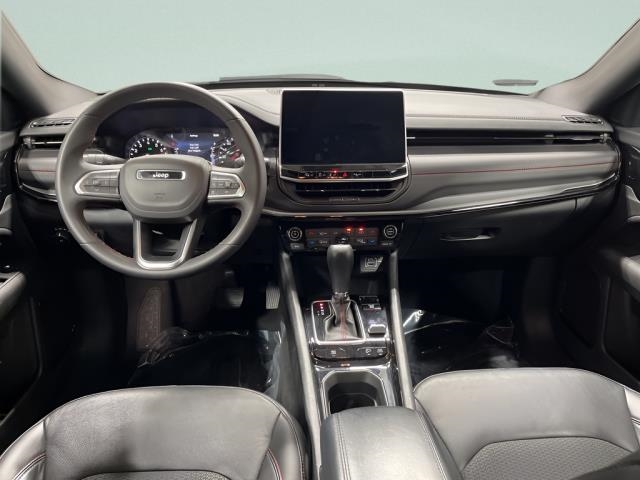 2025 Jeep Compass Trailhawk AWD