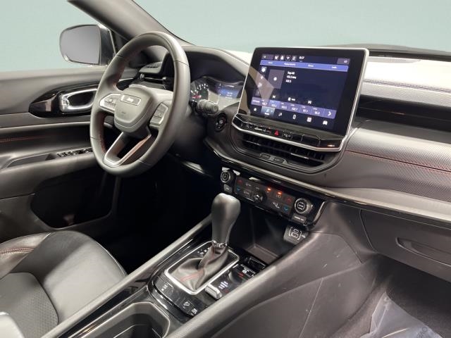 2025 Jeep Compass Trailhawk AWD