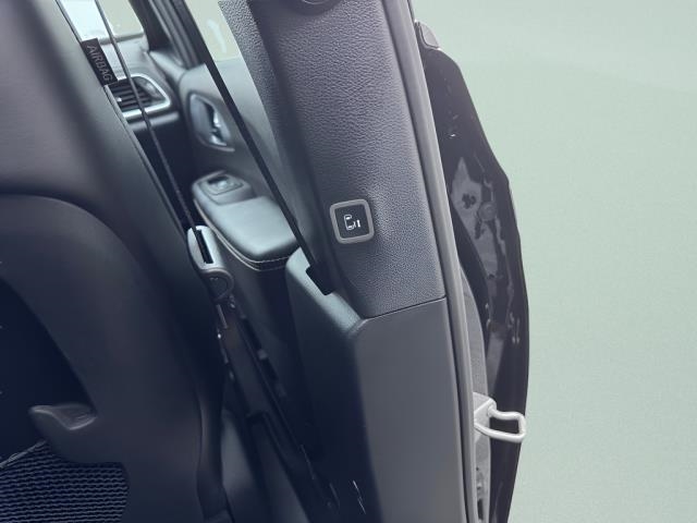 2026 Chrysler Pacifica Limited FWD