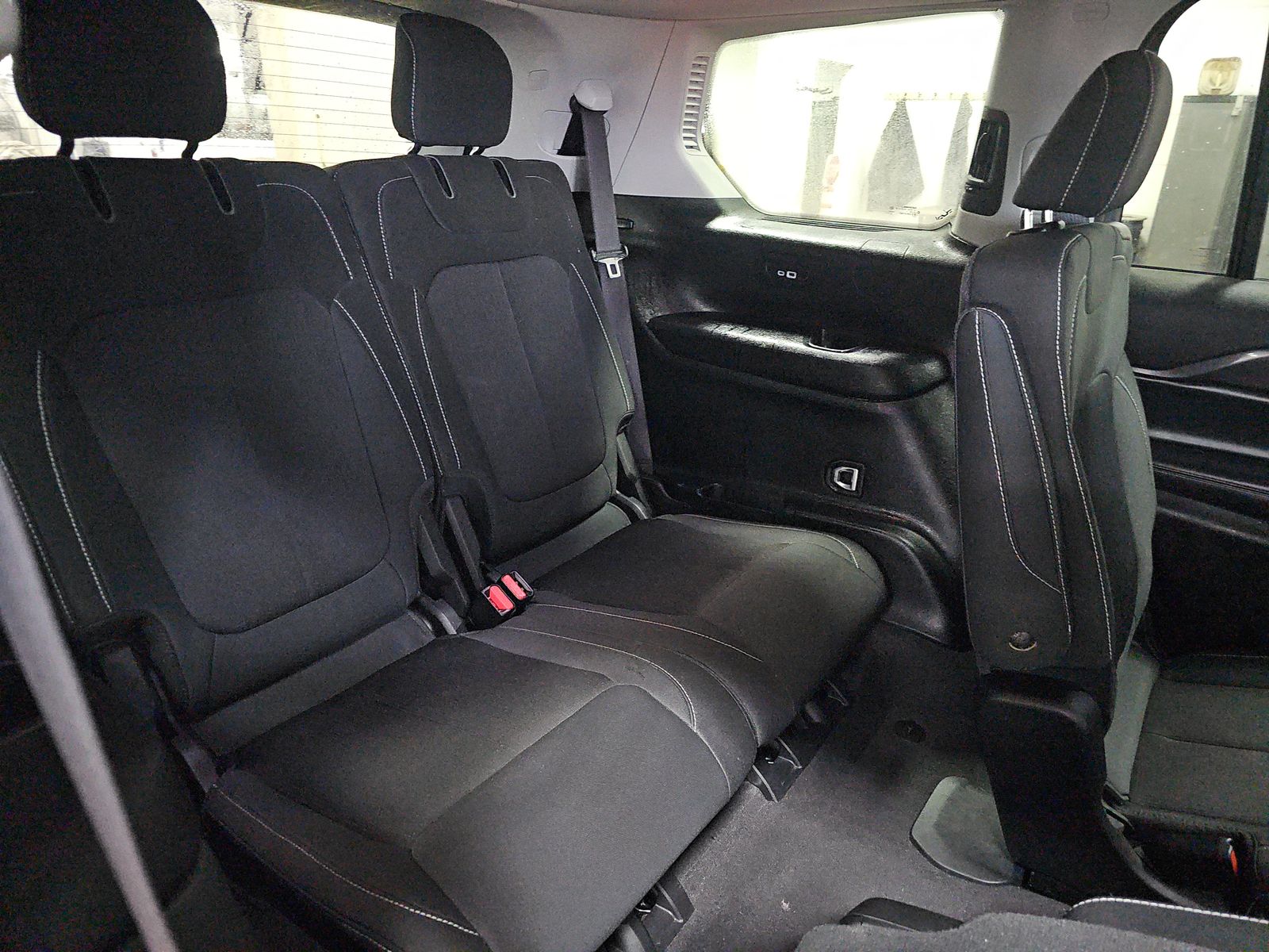 2022 Jeep Grand Cherokee L Laredo AWD