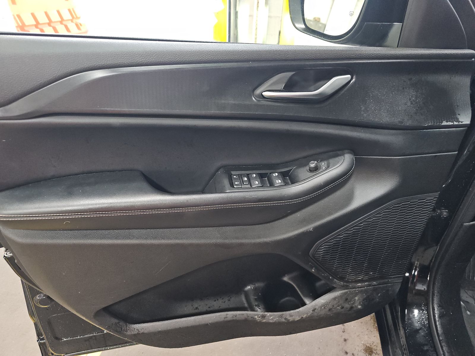 2023 Jeep Grand Cherokee Laredo AWD