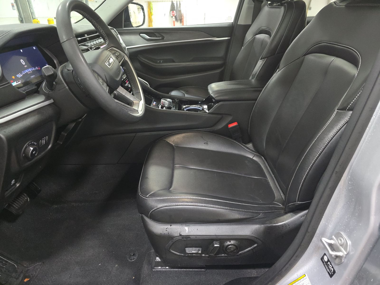 2023 Jeep Grand Cherokee L Limited AWD