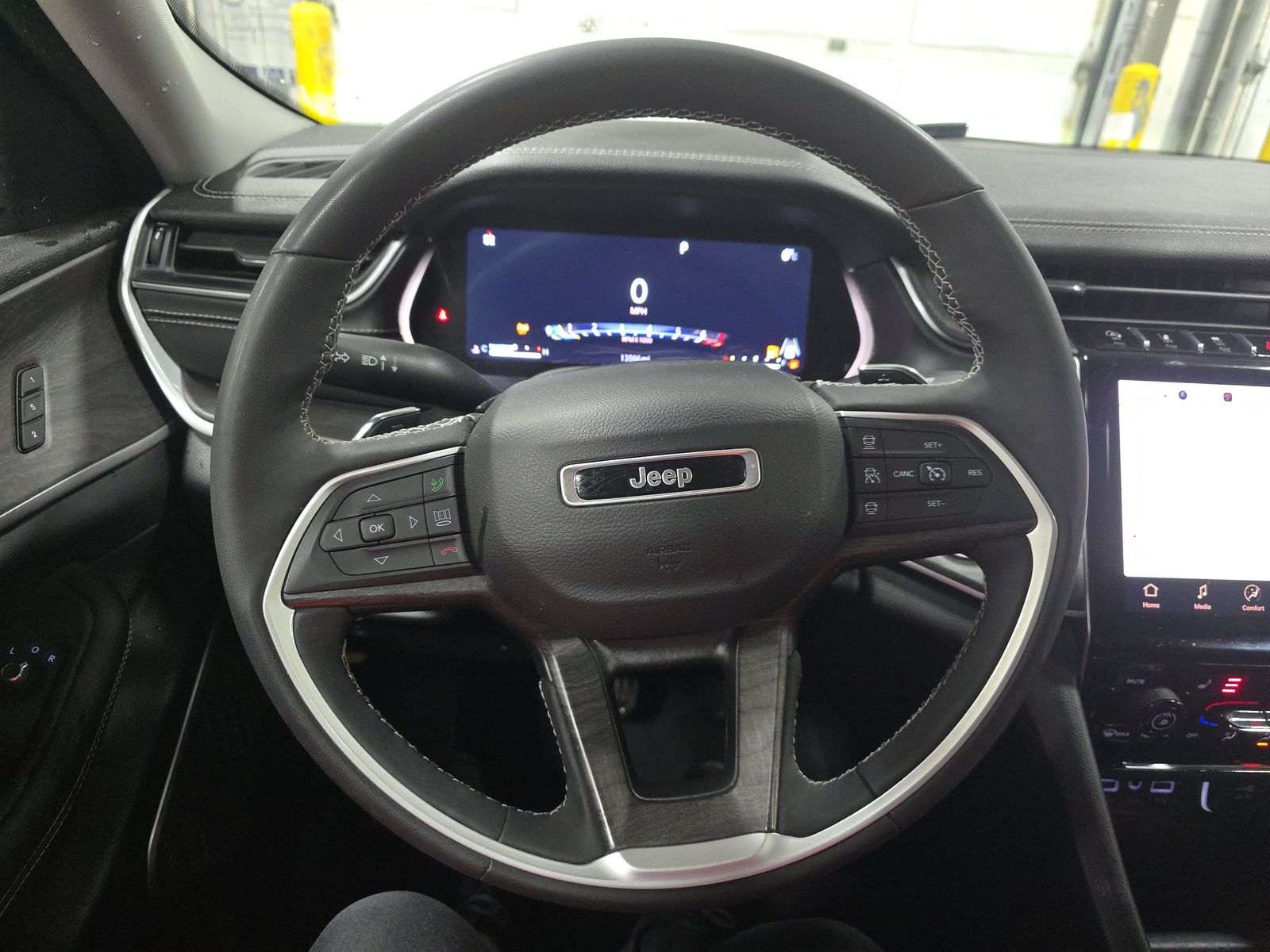 2023 Jeep Grand Cherokee L Limited AWD
