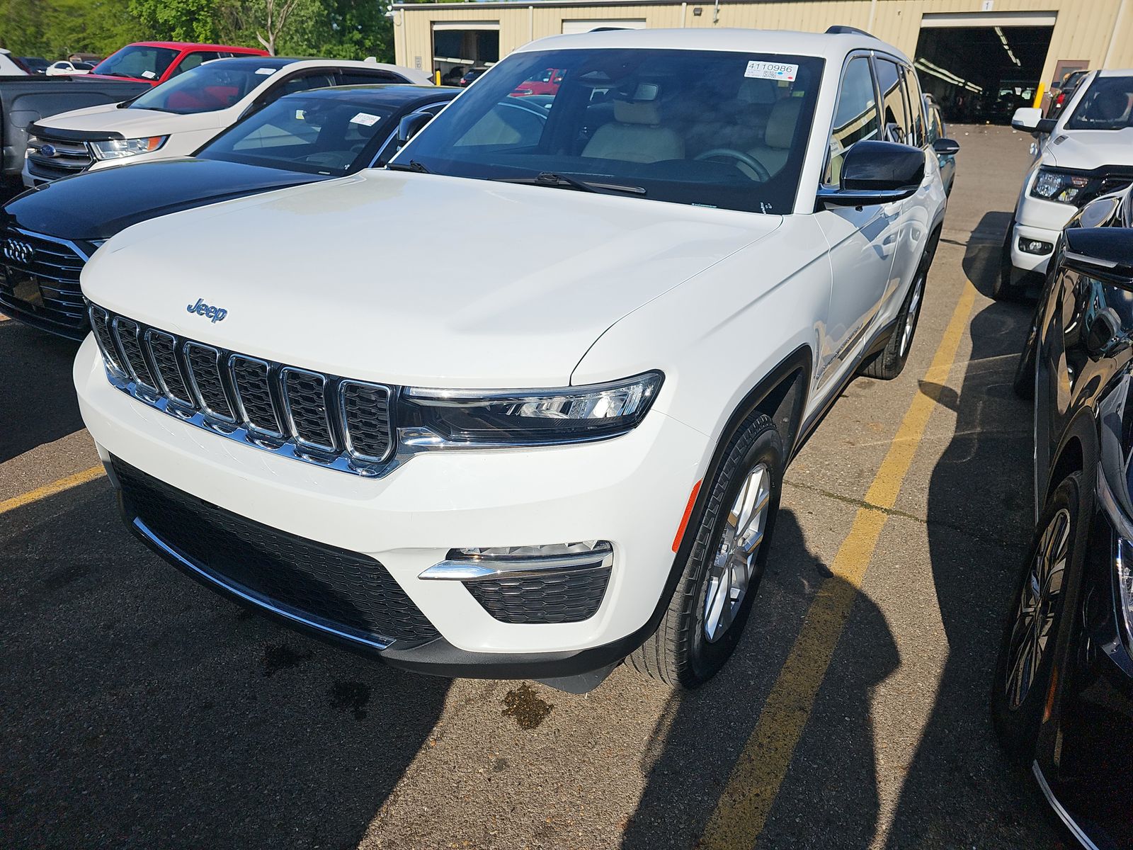 2023 Jeep Grand Cherokee Limited AWD