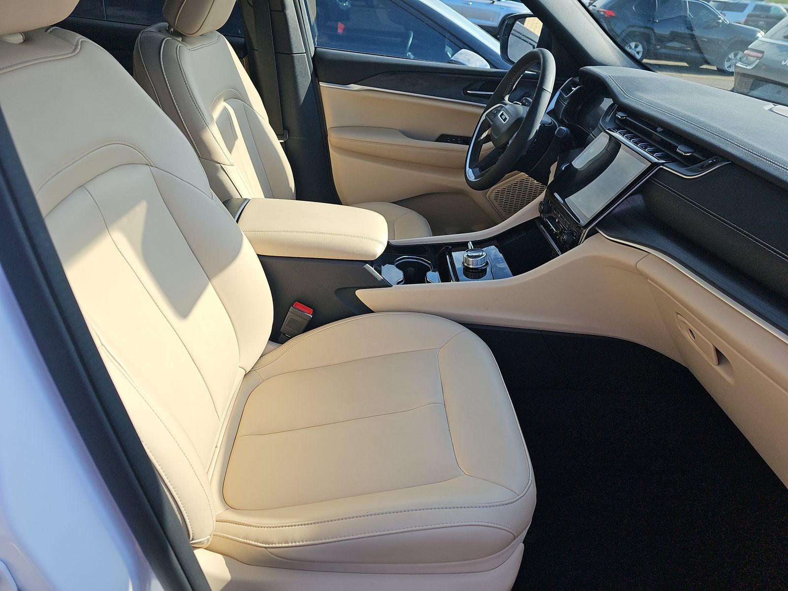2023 Jeep Grand Cherokee Limited AWD