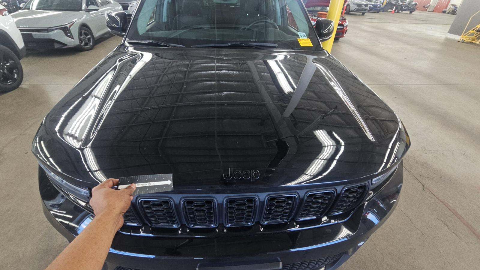 2023 Jeep Grand Cherokee Limited AWD