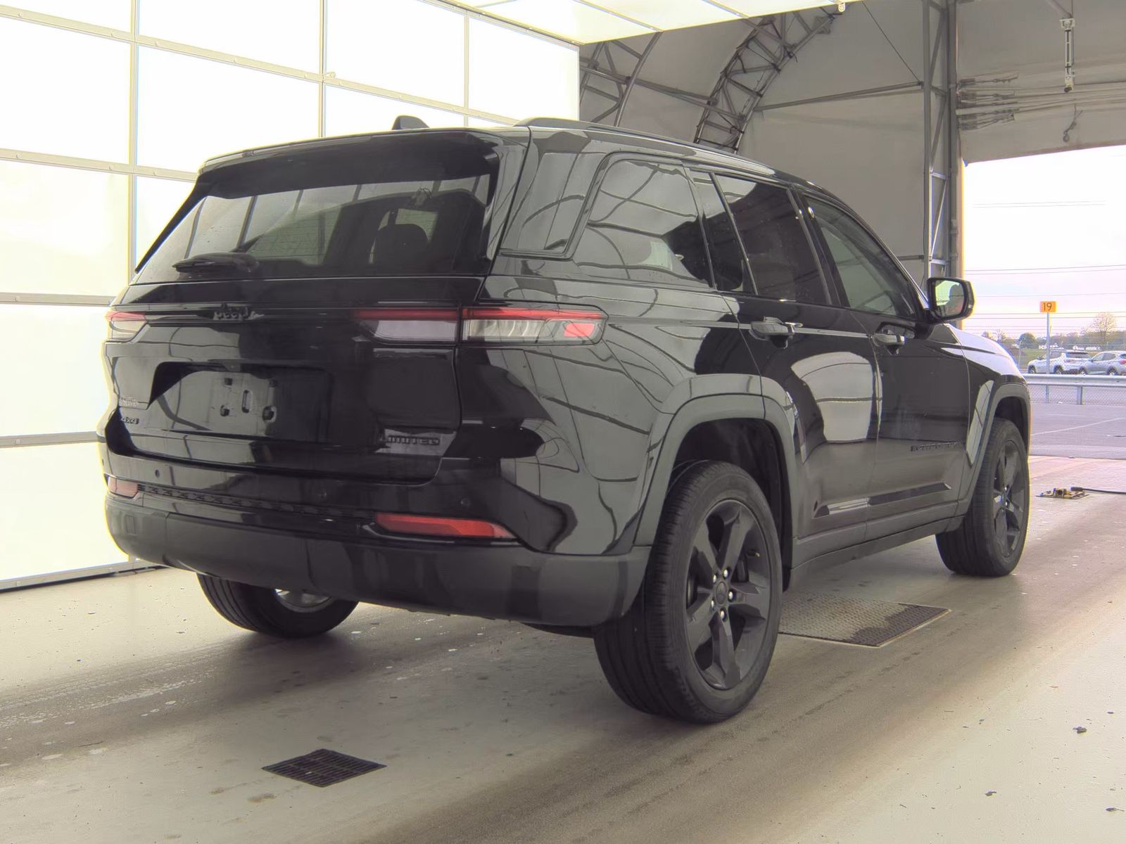 2023 Jeep Grand Cherokee Limited AWD