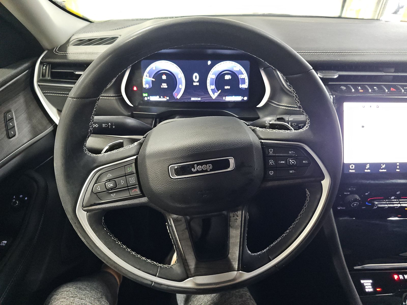 2023 Jeep Grand Cherokee Limited AWD