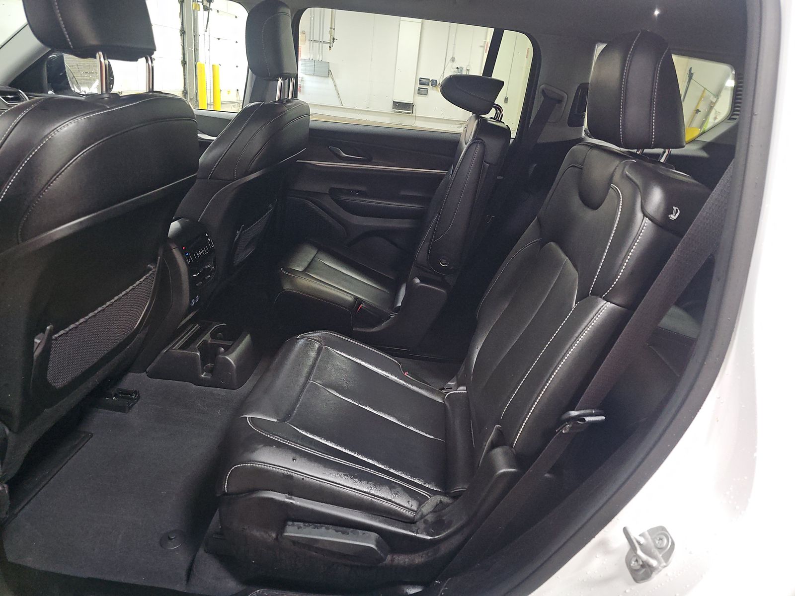 2023 Jeep Grand Cherokee L Limited AWD